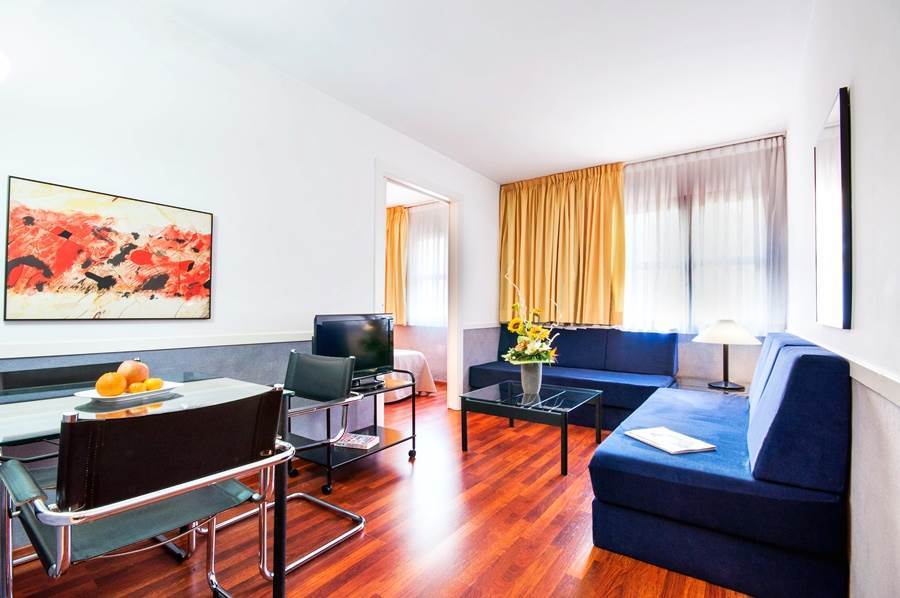 Apartamentos Descartes Barcelona Eksteriør billede