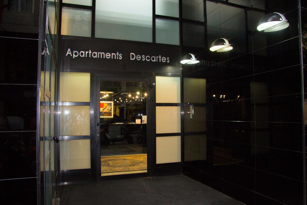 Apartamentos Descartes Barcelona Eksteriør billede