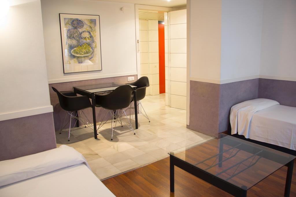 Apartamentos Descartes Barcelona Eksteriør billede