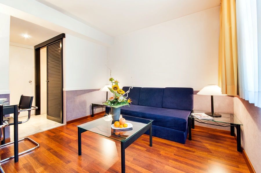 Apartamentos Descartes Barcelona Eksteriør billede